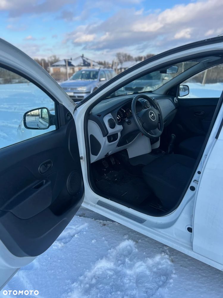 Dacia Sandero - 5