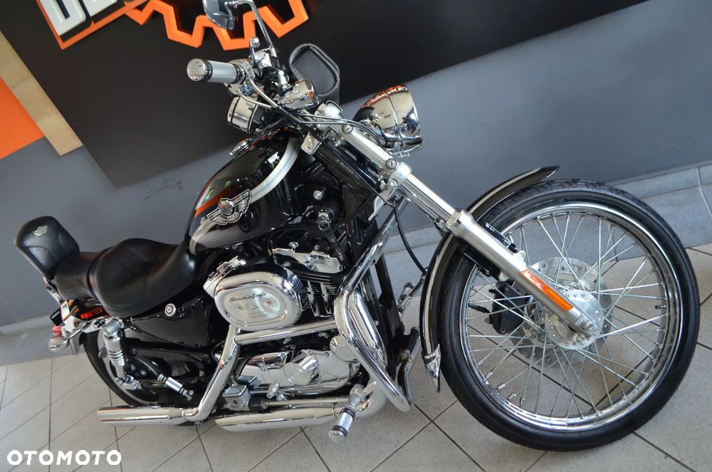 Harley-Davidson Sportster Custom 1200C - 4