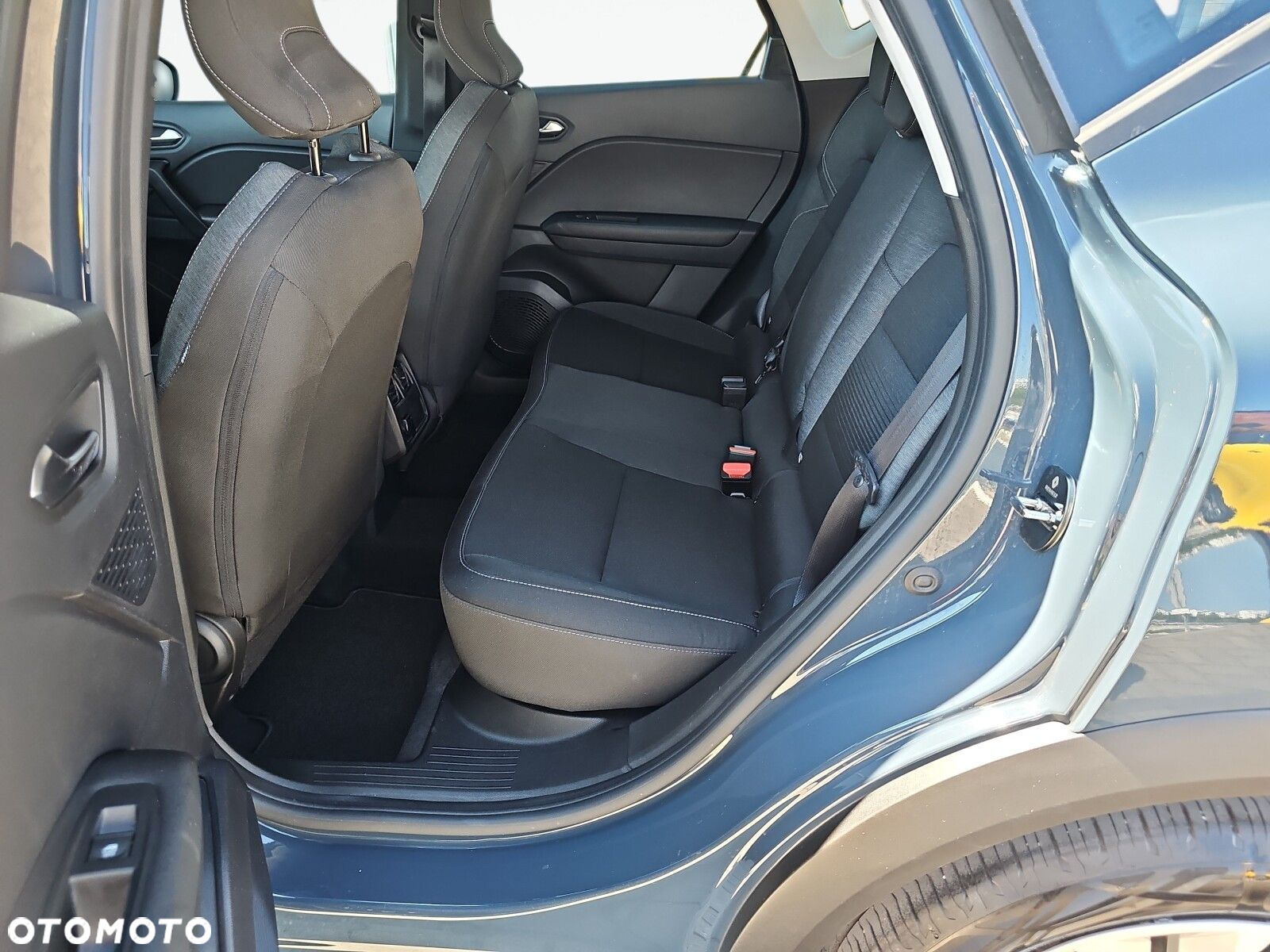 Renault Captur - 19