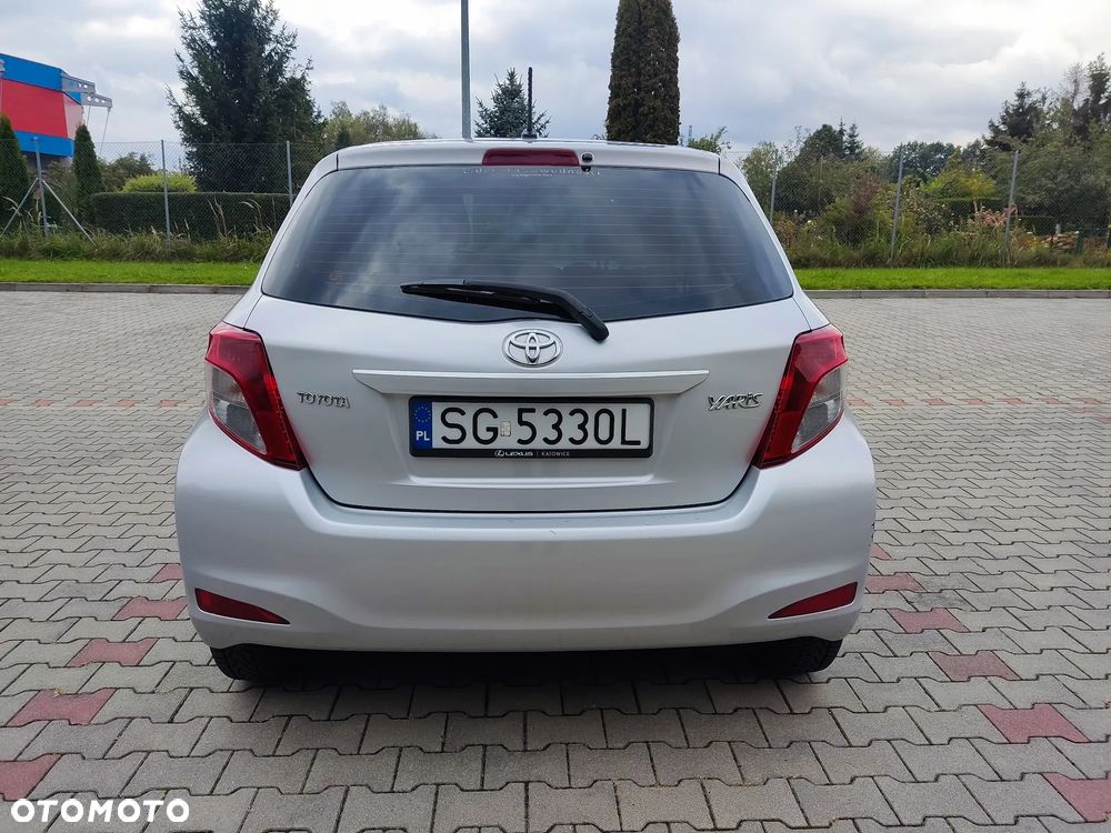 Toyota Yaris - 5