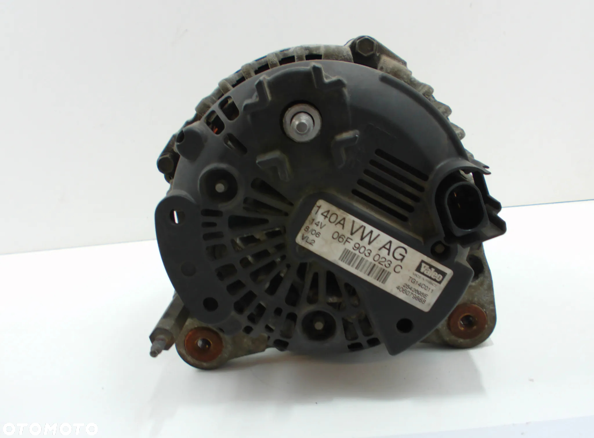 Audi A3 8P 2.0 TFSI Alternator 140A - 3