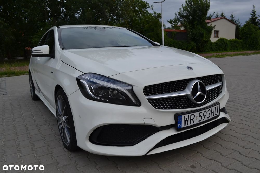 Mercedes-Benz Klasa A 200 AMG Line - 4