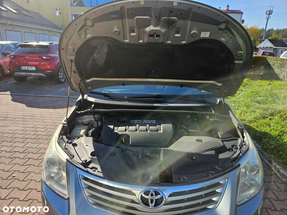 Toyota Avensis 2.0 Prestige MS - 23