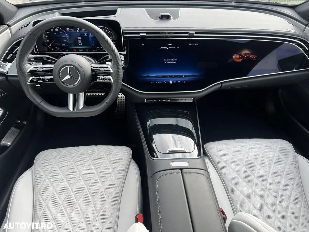 Mercedes-Benz E 400e 4Matic 9G-TRONIC - 11