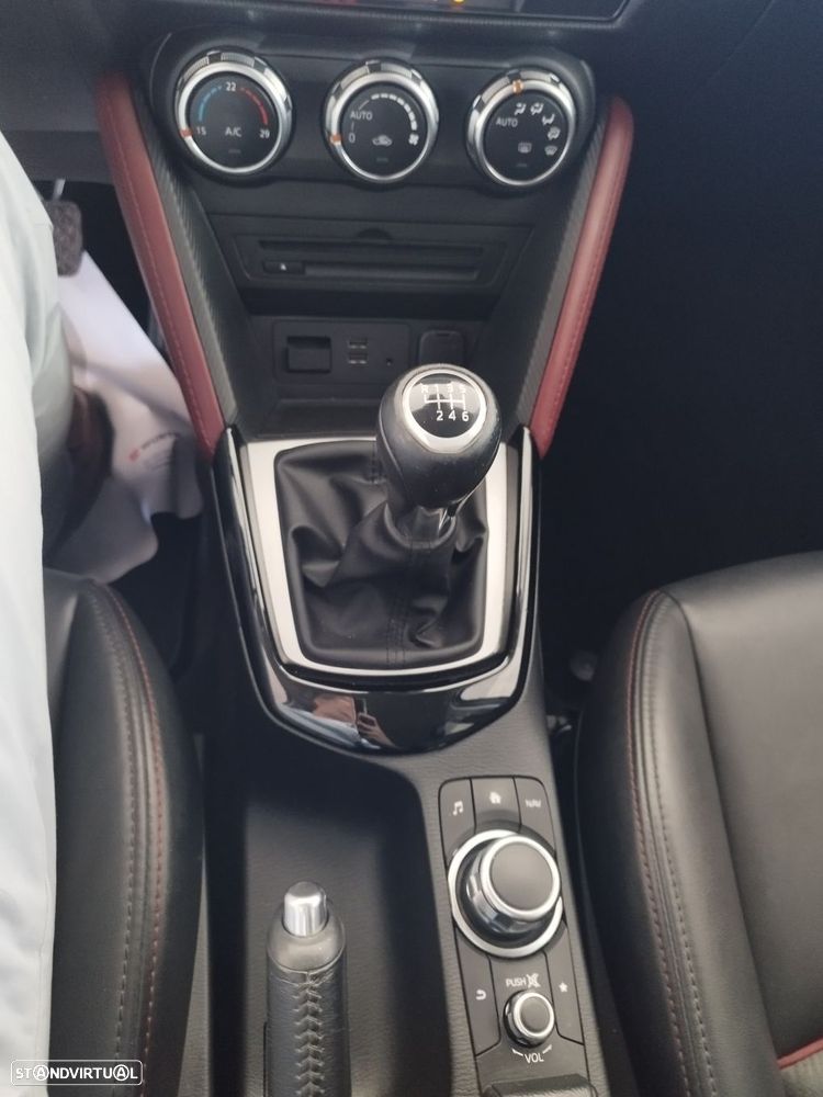 Mazda CX-3 1.5 Sky.Excellence Navi - 8