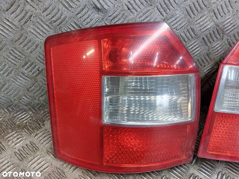 LAMPA LEWY TYŁ + PRAWY TYŁ AUDI A4 B6 KOMBI AVANT 8E9945095 8E9945096 - 2