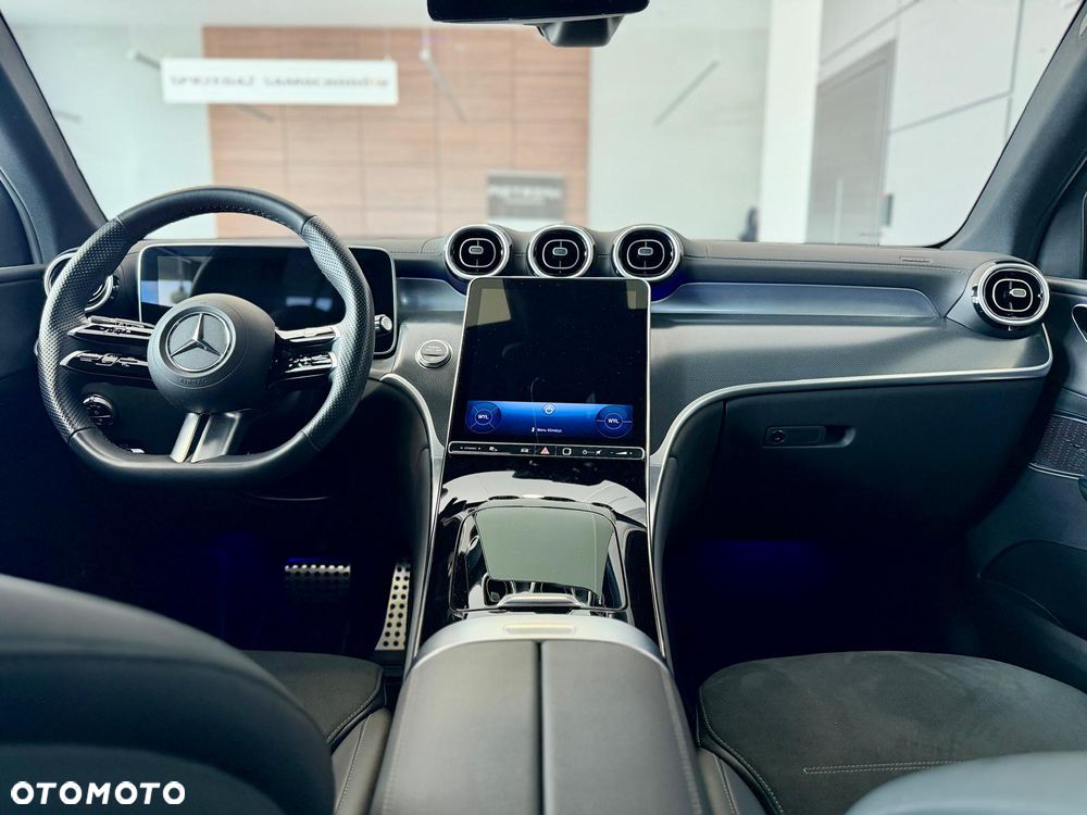 Mercedes-Benz GLC - 17