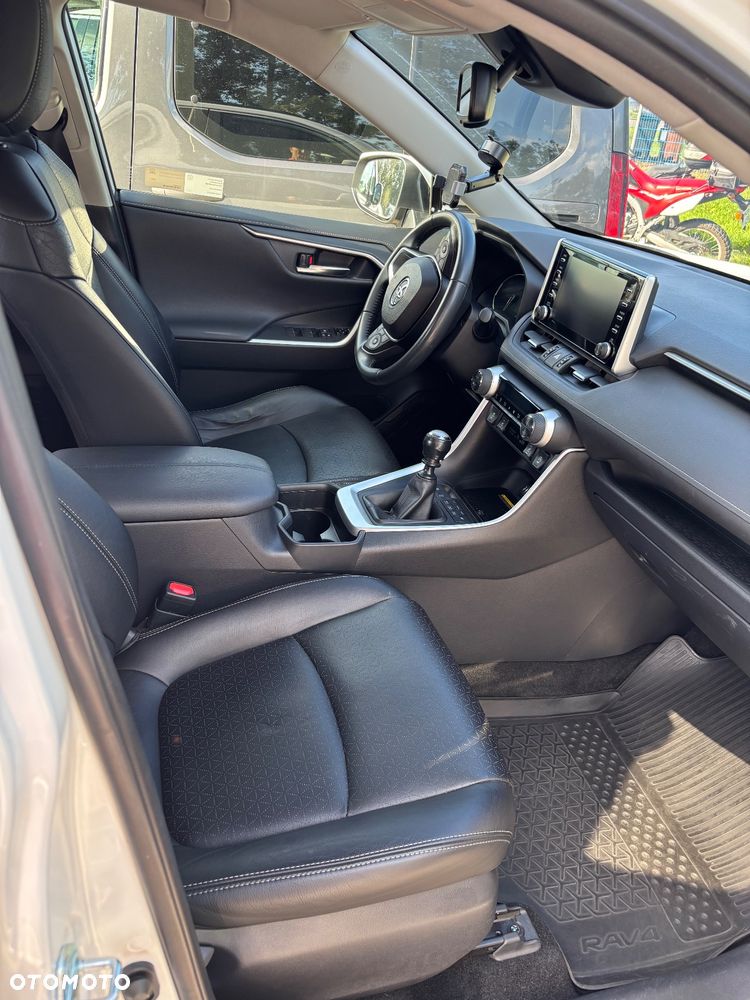 Toyota RAV4 2.0 Comfort 4x4 - 7