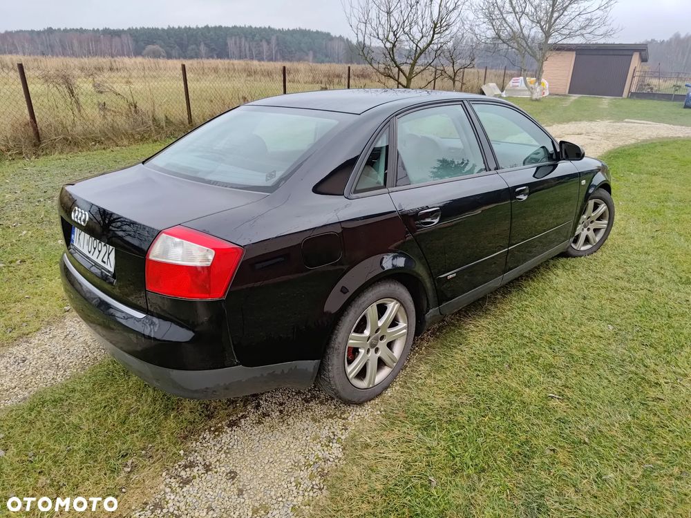 Audi A4 Limousine - 6