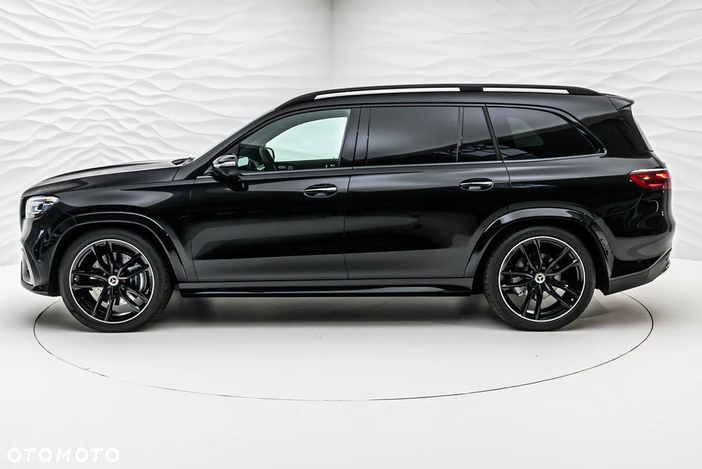 Mercedes-Benz GLS - 11