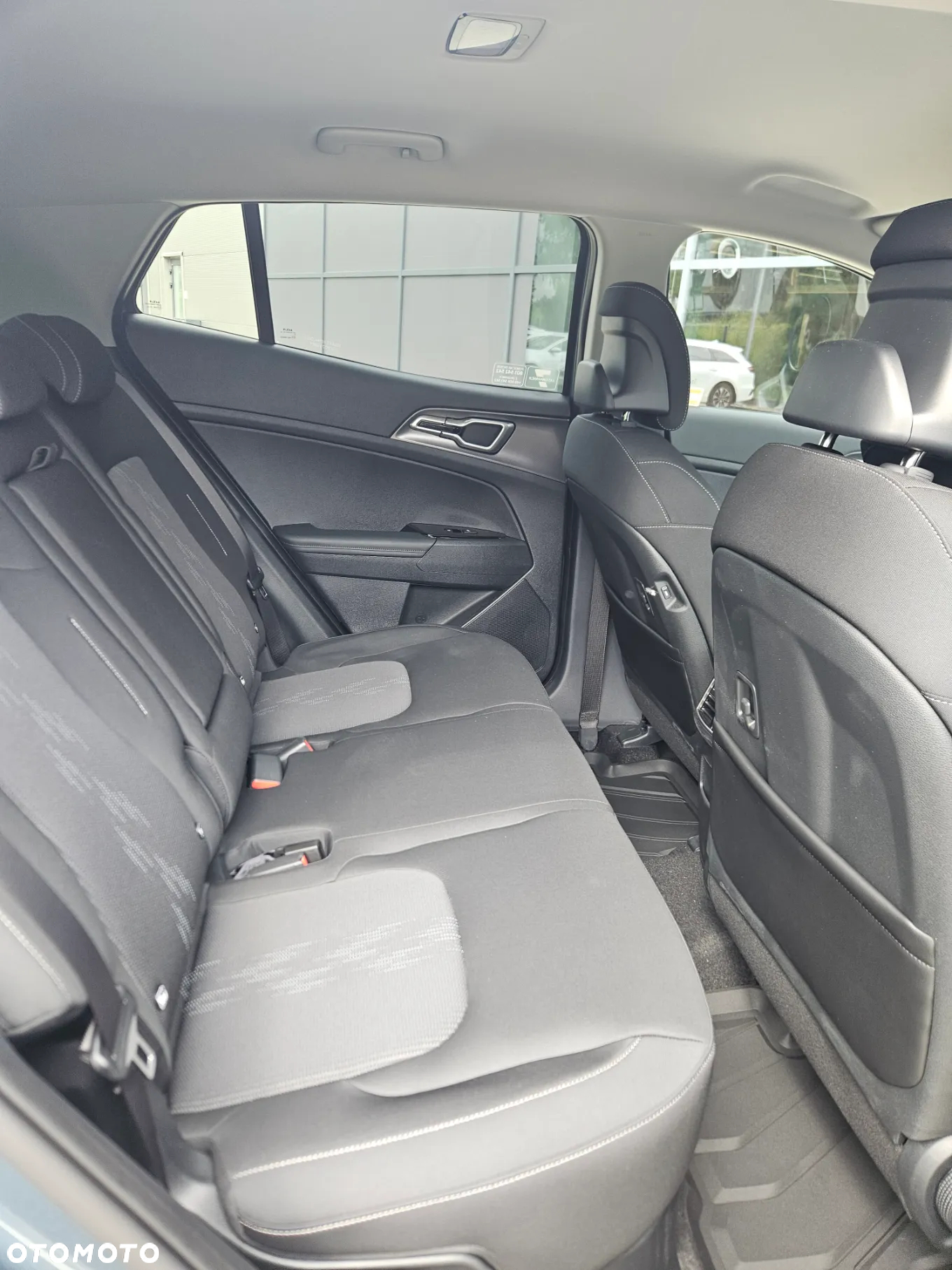 Kia Sportage 1.6 T-GDI HEV L 2WD - 9