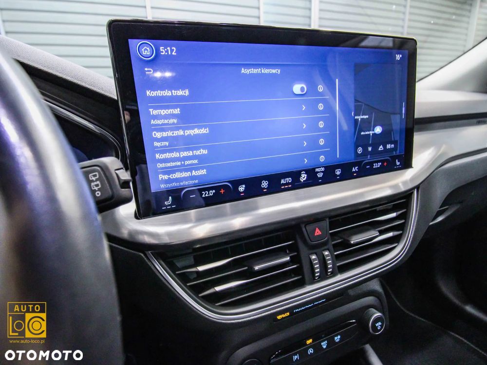 Ford Focus 1.0 EcoBoost Titanium X - 24