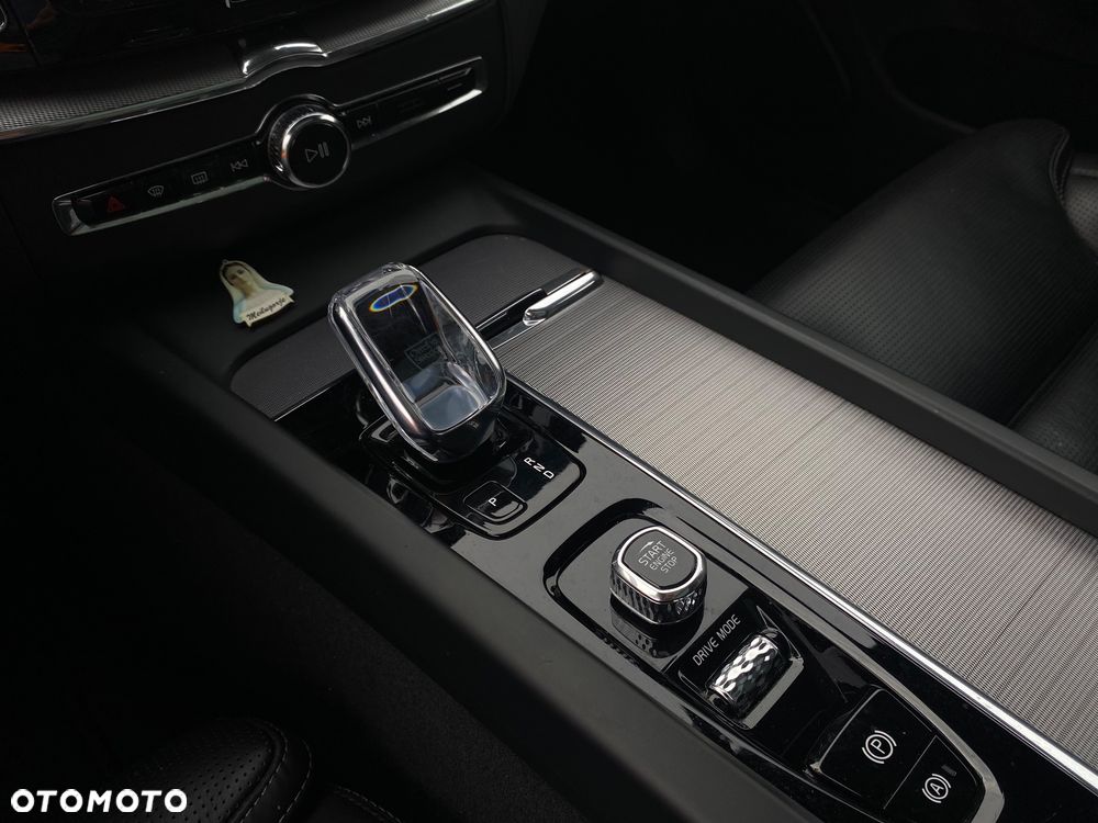 Volvo XC 60 B5 D AWD Inscription - 30