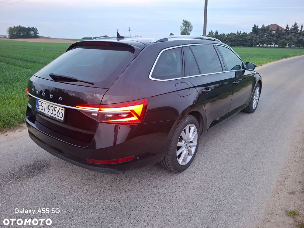 Skoda Superb 2.0 TDI DSG Premium Edition - 5