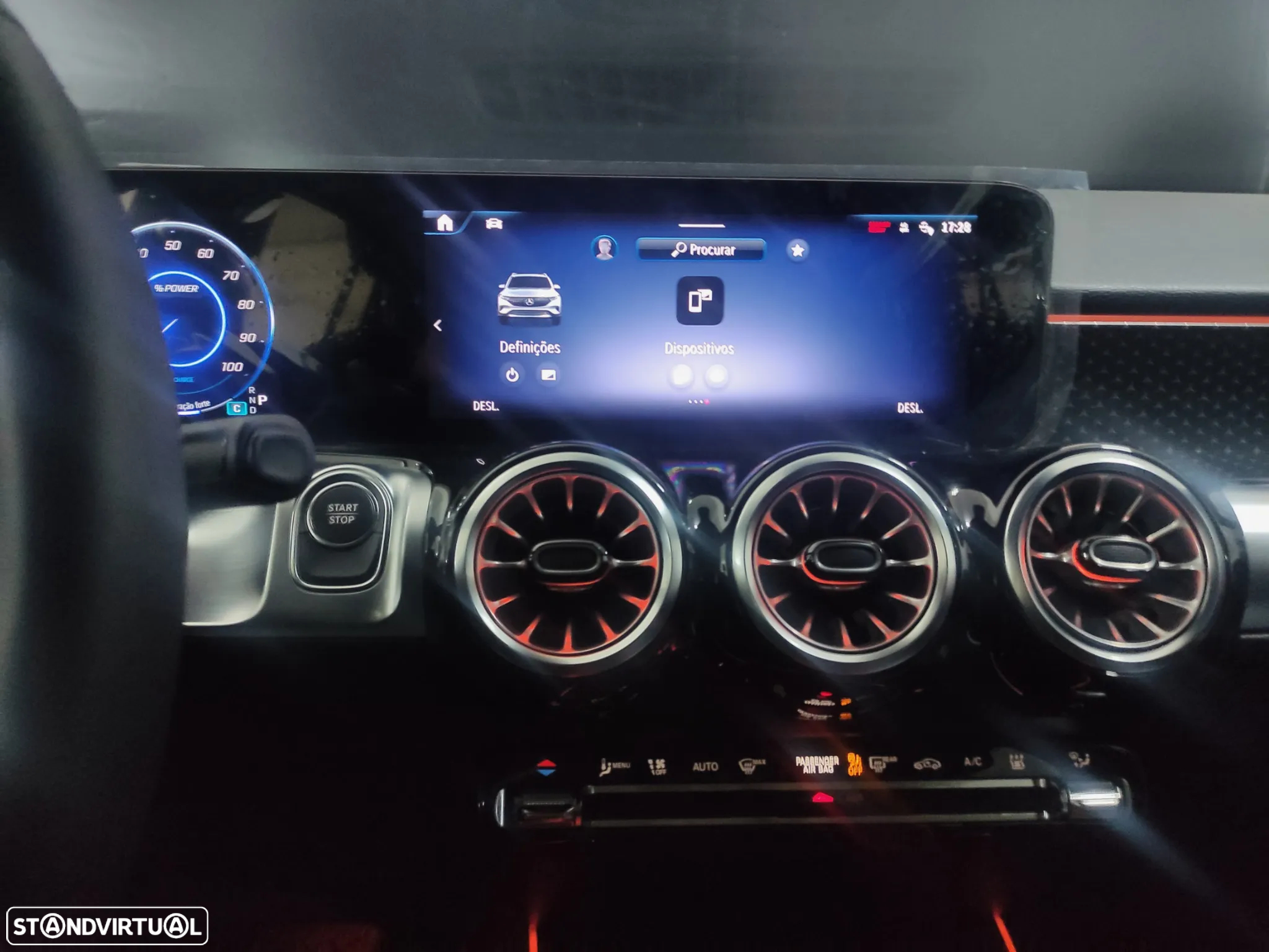 Mercedes-Benz EQB 250 Progressive - 17