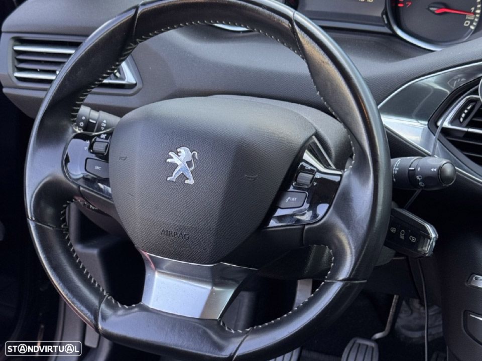 Peugeot 308 SW - 9