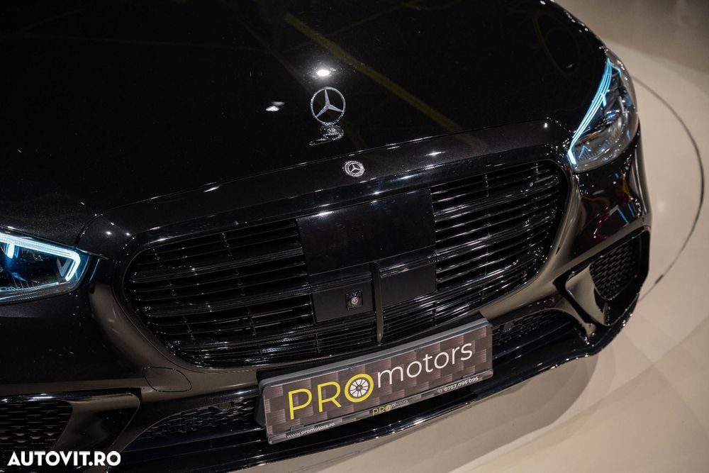 Mercedes-Benz S - 12