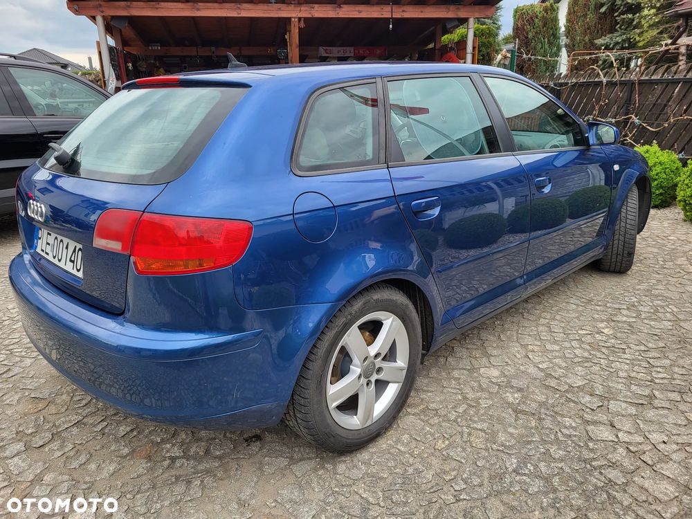 Audi A3 Sportback 2.0 TDI DPF Ambition - 4