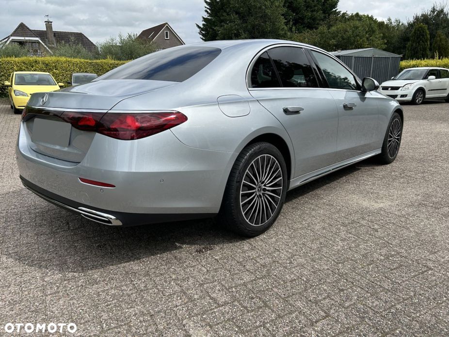 Mercedes-Benz Klasa E - 4