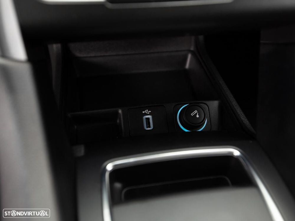 Ford Mondeo VAN 2.0  TITANIUM AUTO SW c/IVA - 16