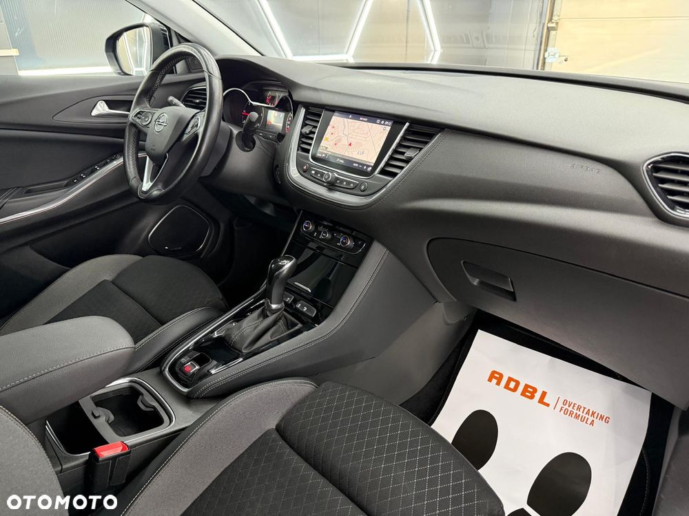 Opel Grandland X 1.6 DStart/Stop Automatik Business INNOVATION - 32
