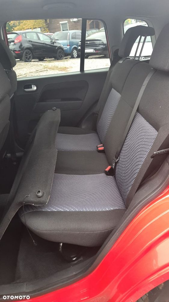 Ford Fusion 1.4 + - 17