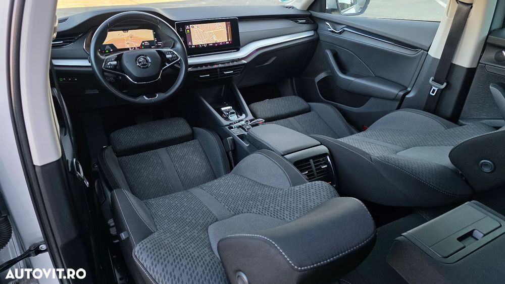 Skoda Octavia 2.0 TDI DSG Style - 3