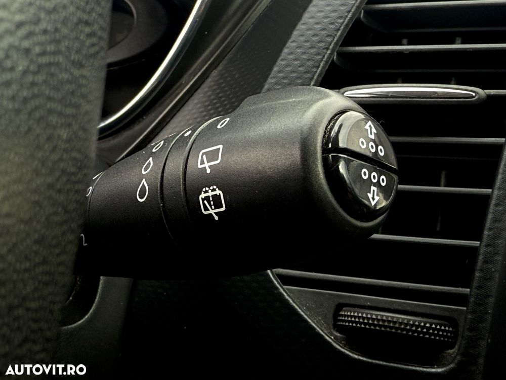 Renault Captur ENERGY dCi 90 Start&Stop Dynamique - 25