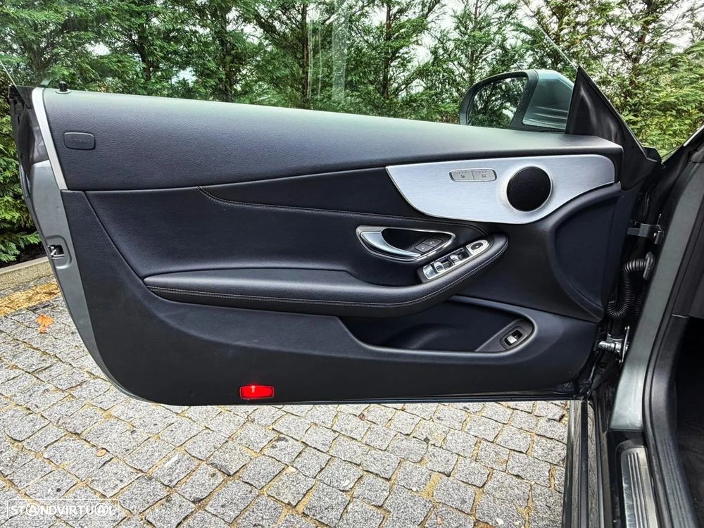 Mercedes-Benz C 220 d Cabrio 9G-Tronic AMG Line - 11
