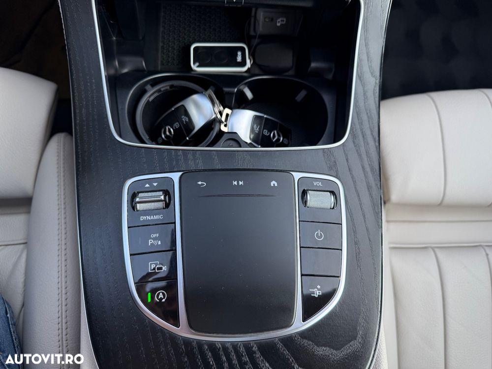 Mercedes-Benz E 220 d - 33