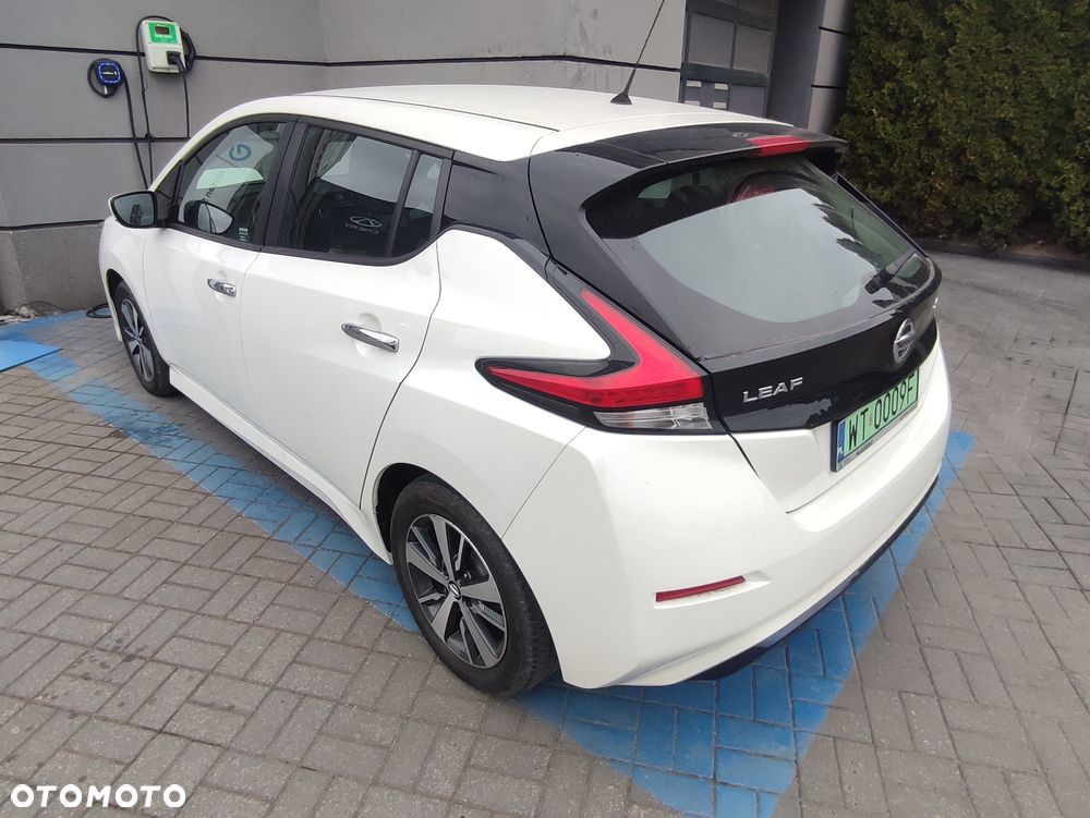 Nissan Leaf 40kWh Acenta (6.6 kW) - 17