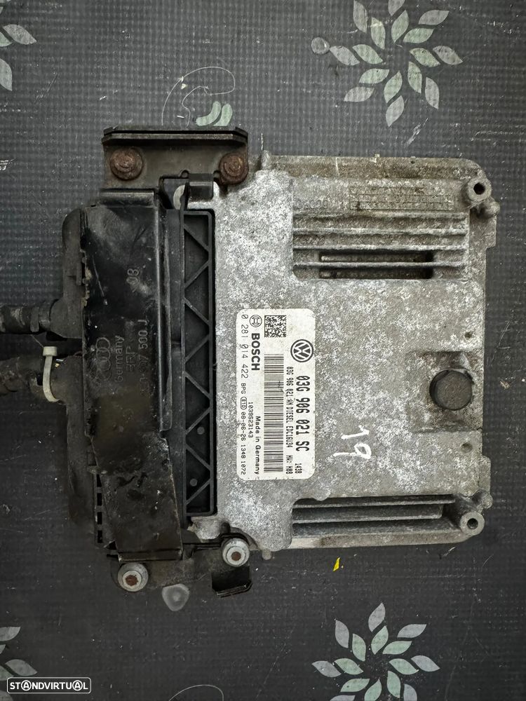 Centralina usada BOSCH 03G906021SC SEAT LEON 1P 1.9 TDI 105CV - 1