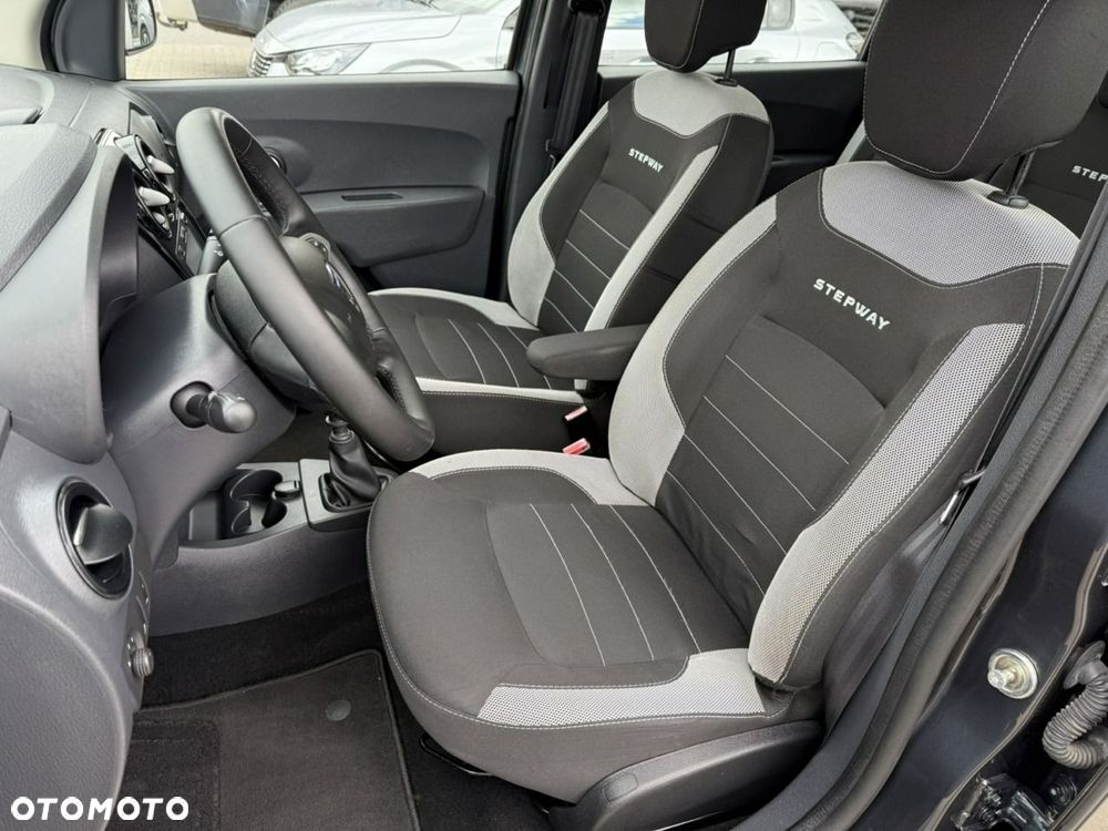 Dacia Lodgy dCi 110 Stepway - 18