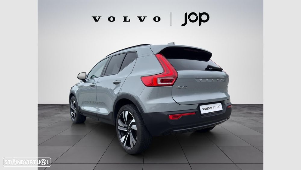 Volvo XC 40 1.5 T2 Plus Dark Auto - 3