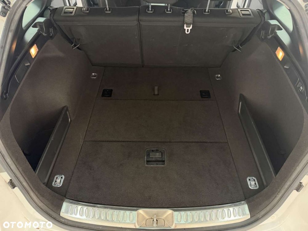 Hyundai i40 Kombi blue 1.7 CRDi Premium - 32