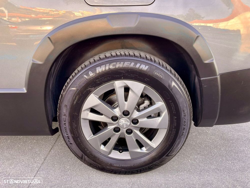 Peugeot e-Rifter 50 kWh Long Allure Pack - 7