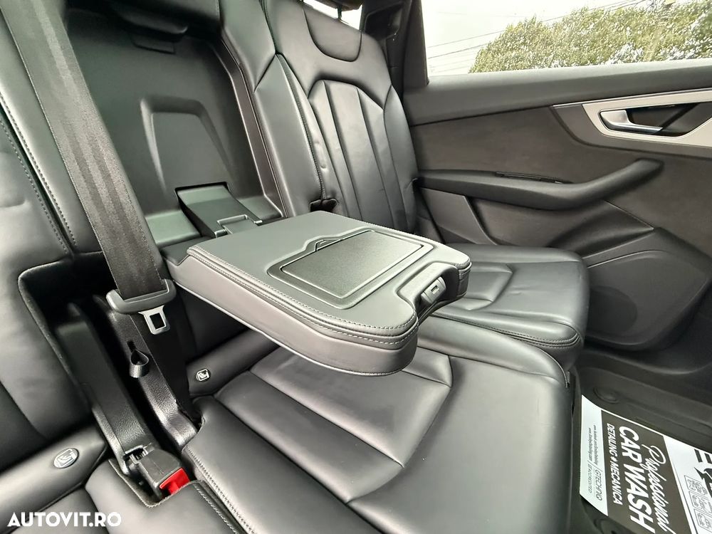 Audi Q7 50 TDI quattro Tiptronic S line - 24
