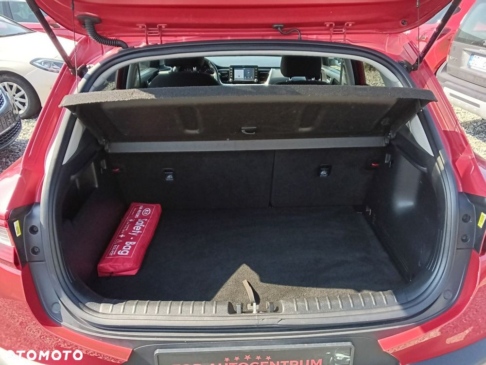 Kia Stonic - 33