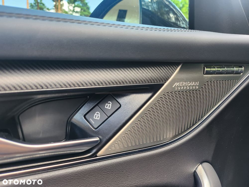 Jaguar F-Pace 5.0 V8 P550 AWD SVR Edition 1988 - 19