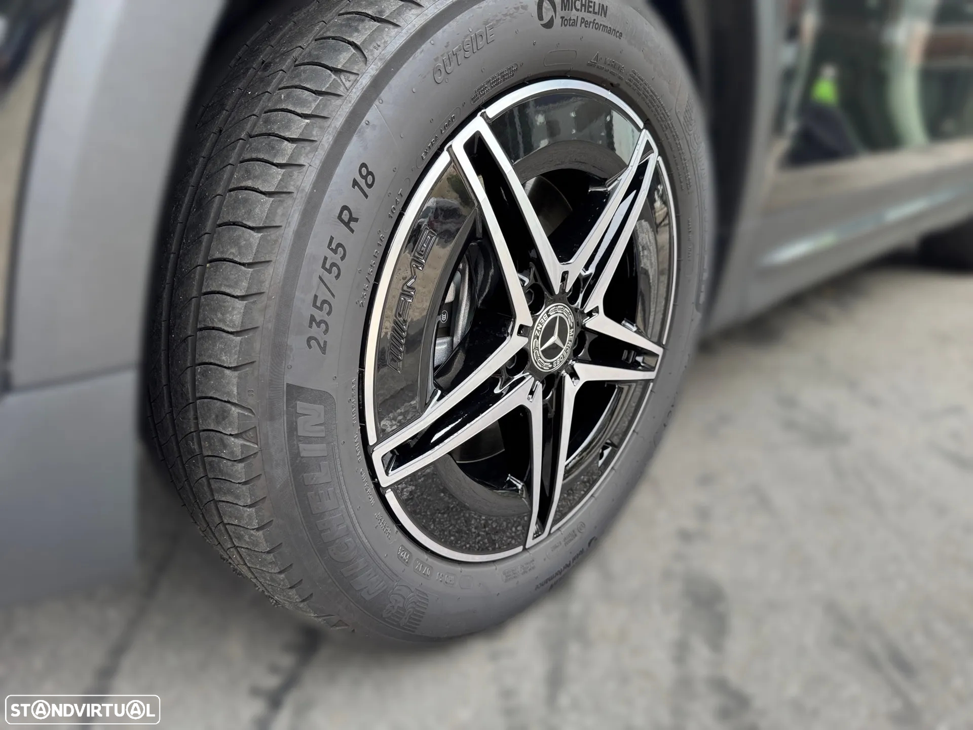Mercedes-Benz EQB 250 AMG Line - 10