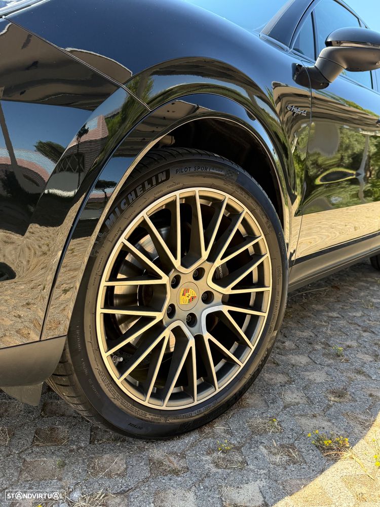 Porsche Cayenne E-Hybrid Platinum Edition - 6