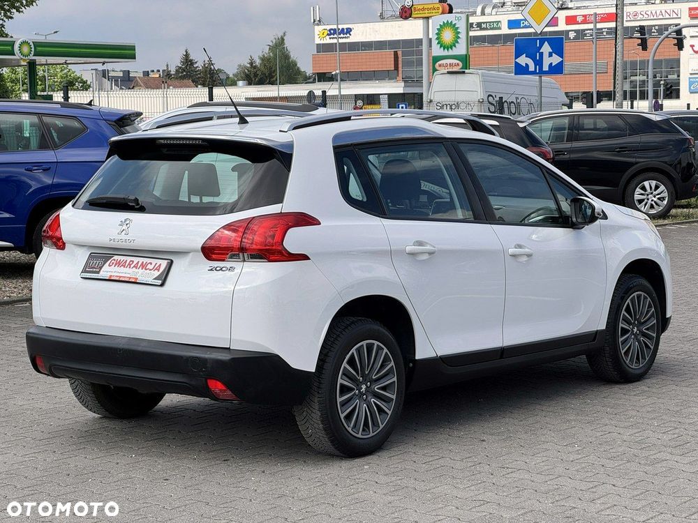 Peugeot 2008 1.2 Pure Tech Active - 8