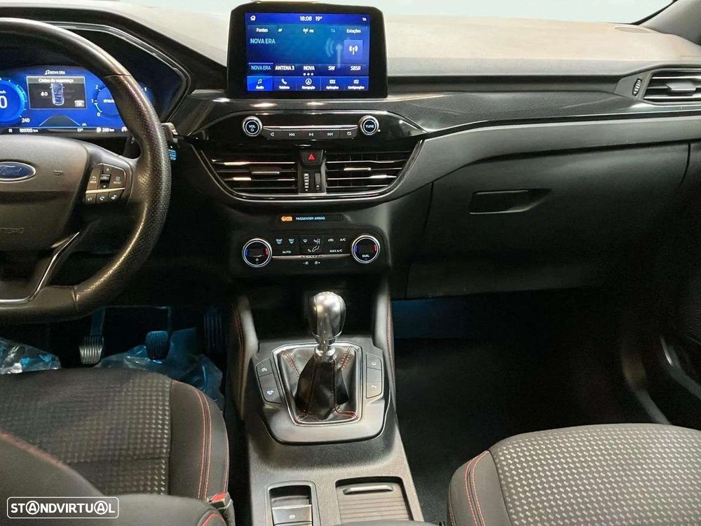 Ford Kuga 1.5 TDCi EcoBlue ST-Line - 10