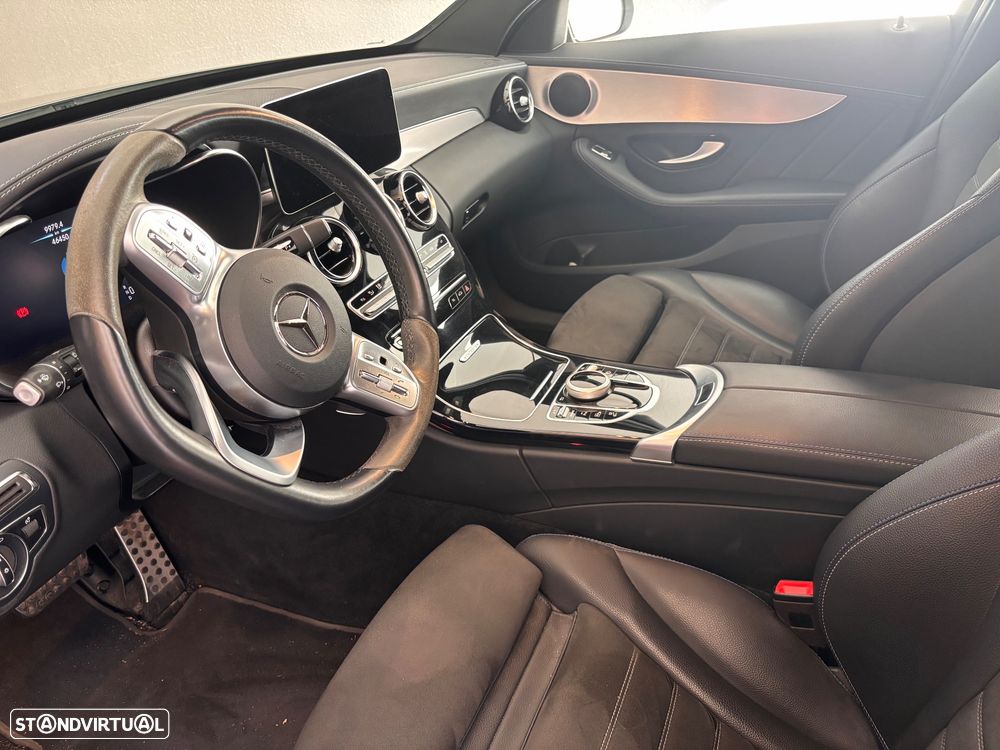 Mercedes-Benz C 300 de AMG Line - 12