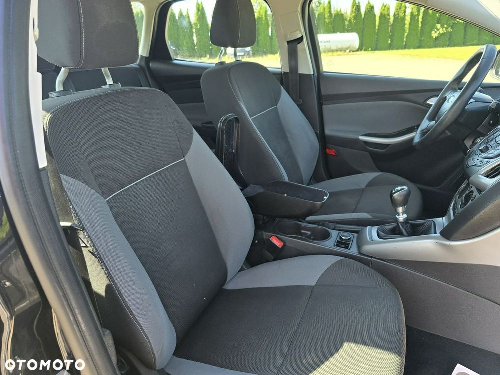 Ford Focus - 29