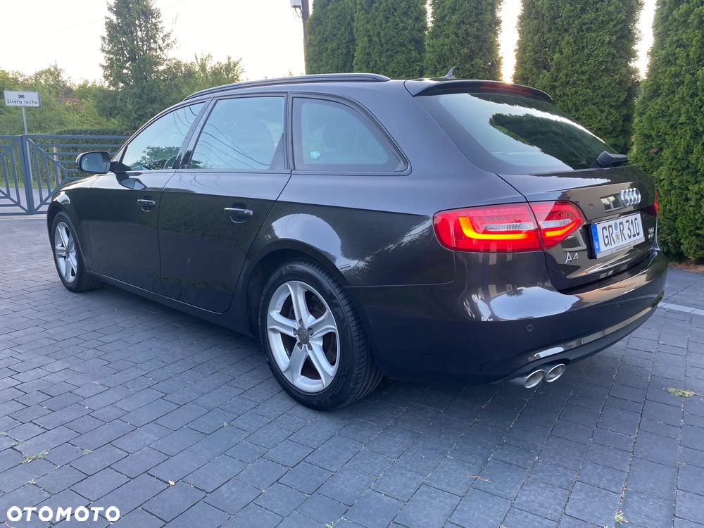 Audi A4 Avant 2.0 TDI ultra DPF Attraction - 4