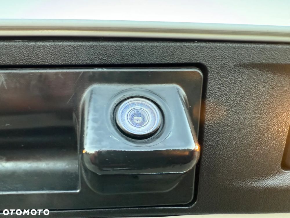 Volkswagen Tiguan 2.0 TDI DPF BlueMotion Technology Exclusive - 37