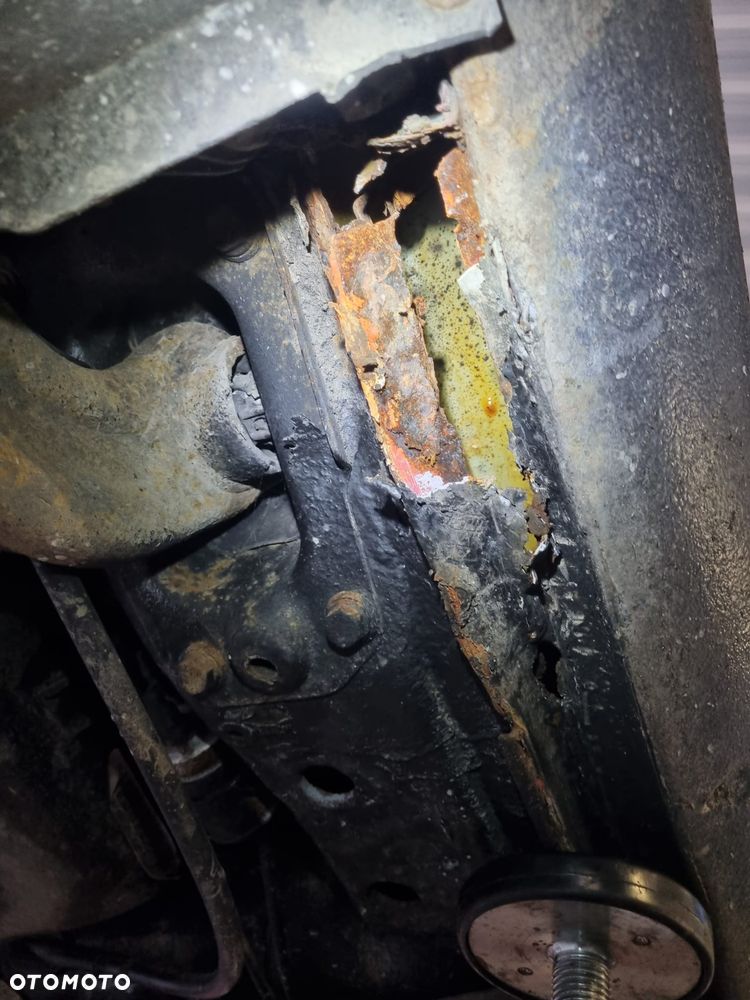 Volkswagen Jetta 1.6 Trendline - 19