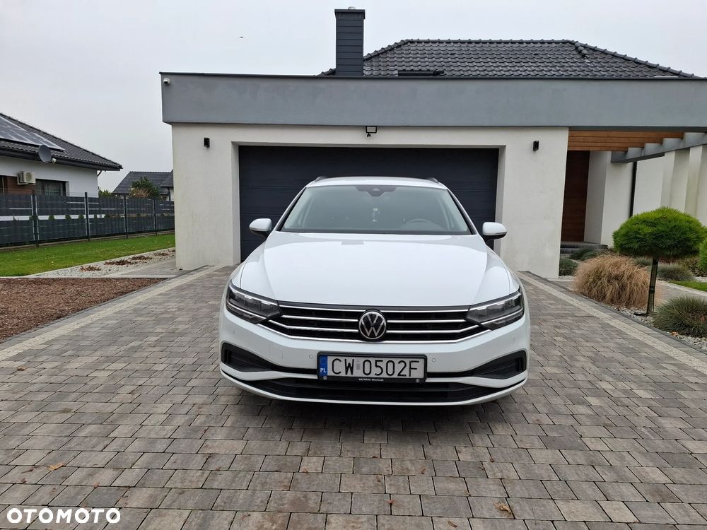 Volkswagen Passat 2.0 TDI EVO Elegance - 10
