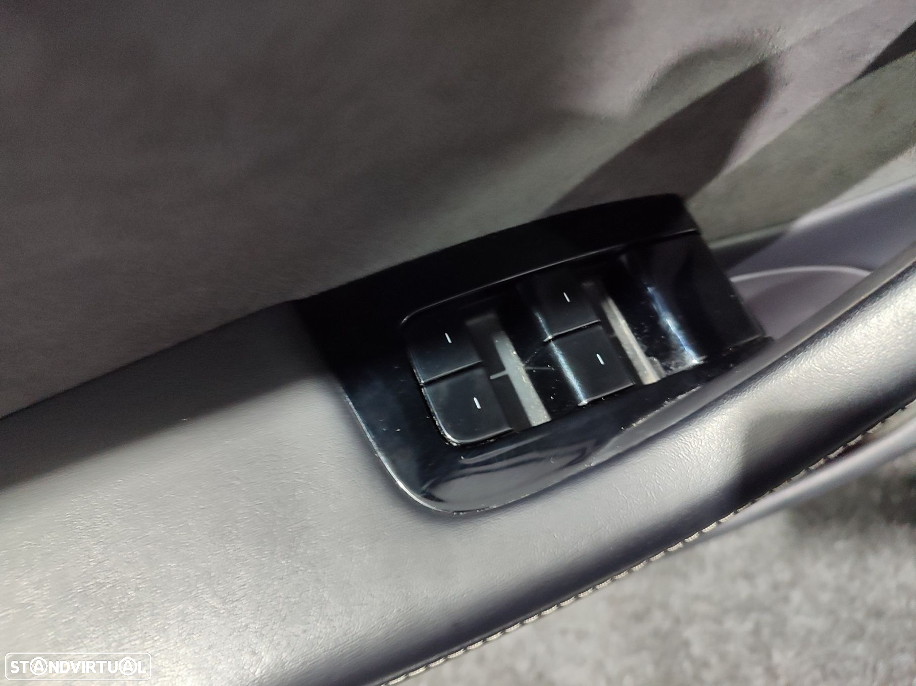 Tesla Model 3 Performance Dual Motor AWD - 25